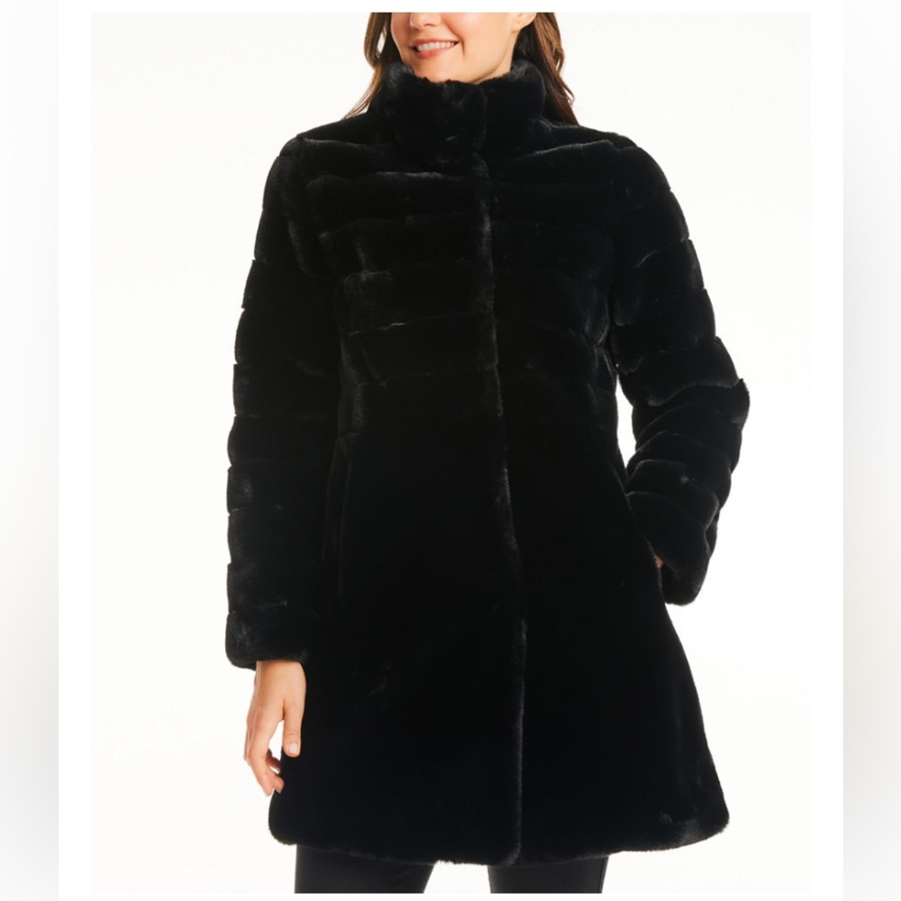 PETITE JONES NEW YORK FAUX-FUR COAT SIZE SMALL